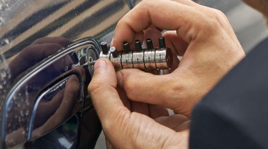 Expert Emergency Roof Repairs services in Goldfield, NV